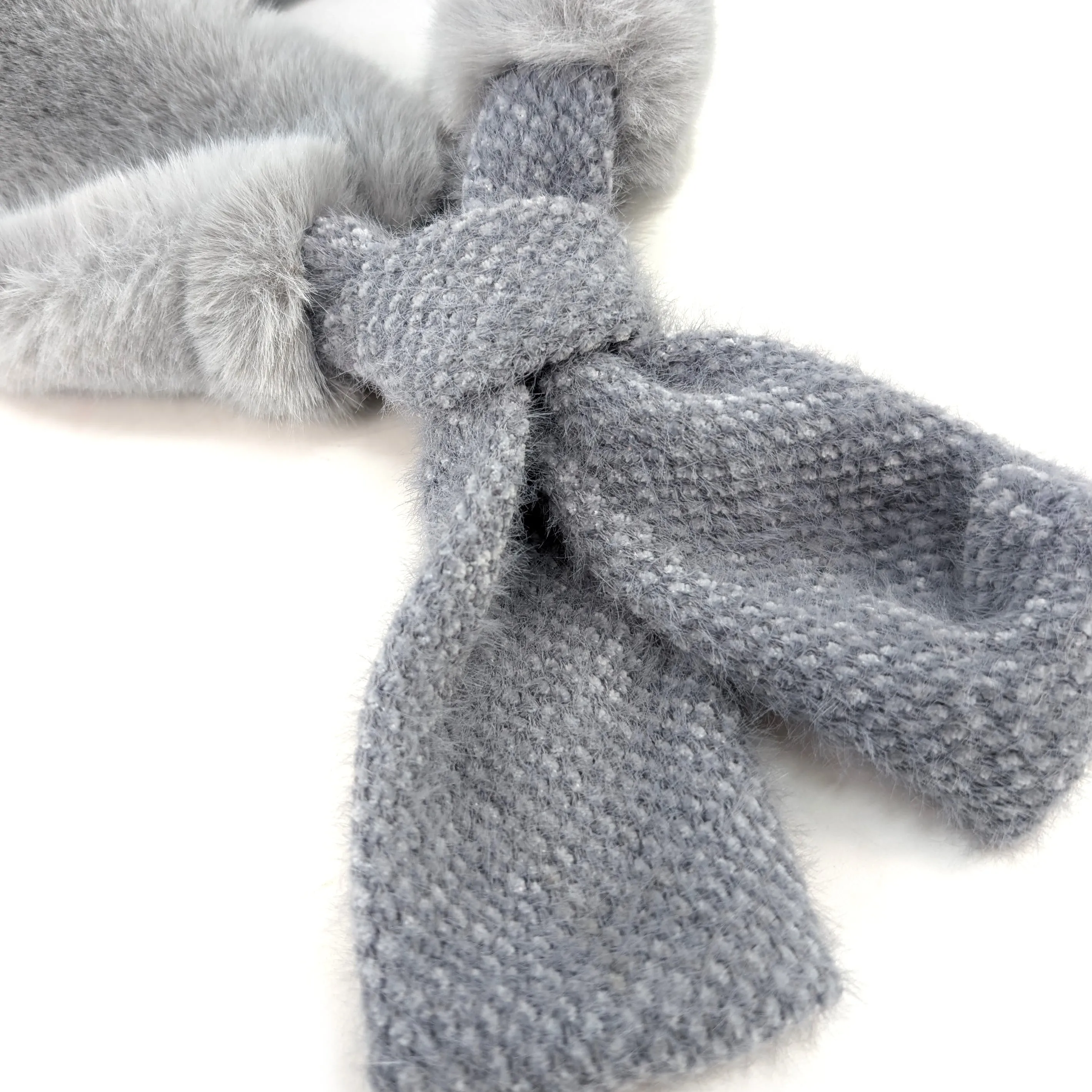 Bela Bela - Faux Fur Collar/Scarf with Mottled Tie - Grey