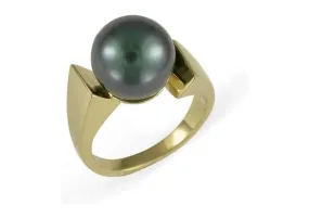 Design with Black Pearl, Yellow Gold