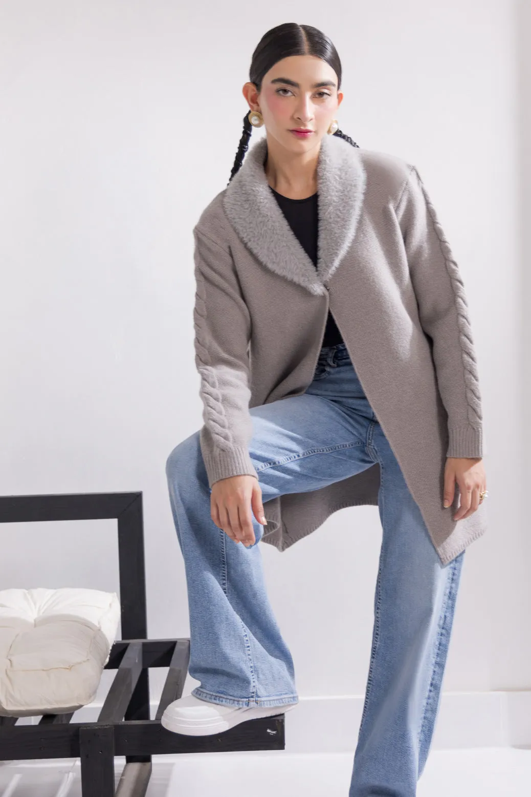 GREY COAT COLLAR FULL SLEEVES CARDIGAN SWEATER (24X-075-66)