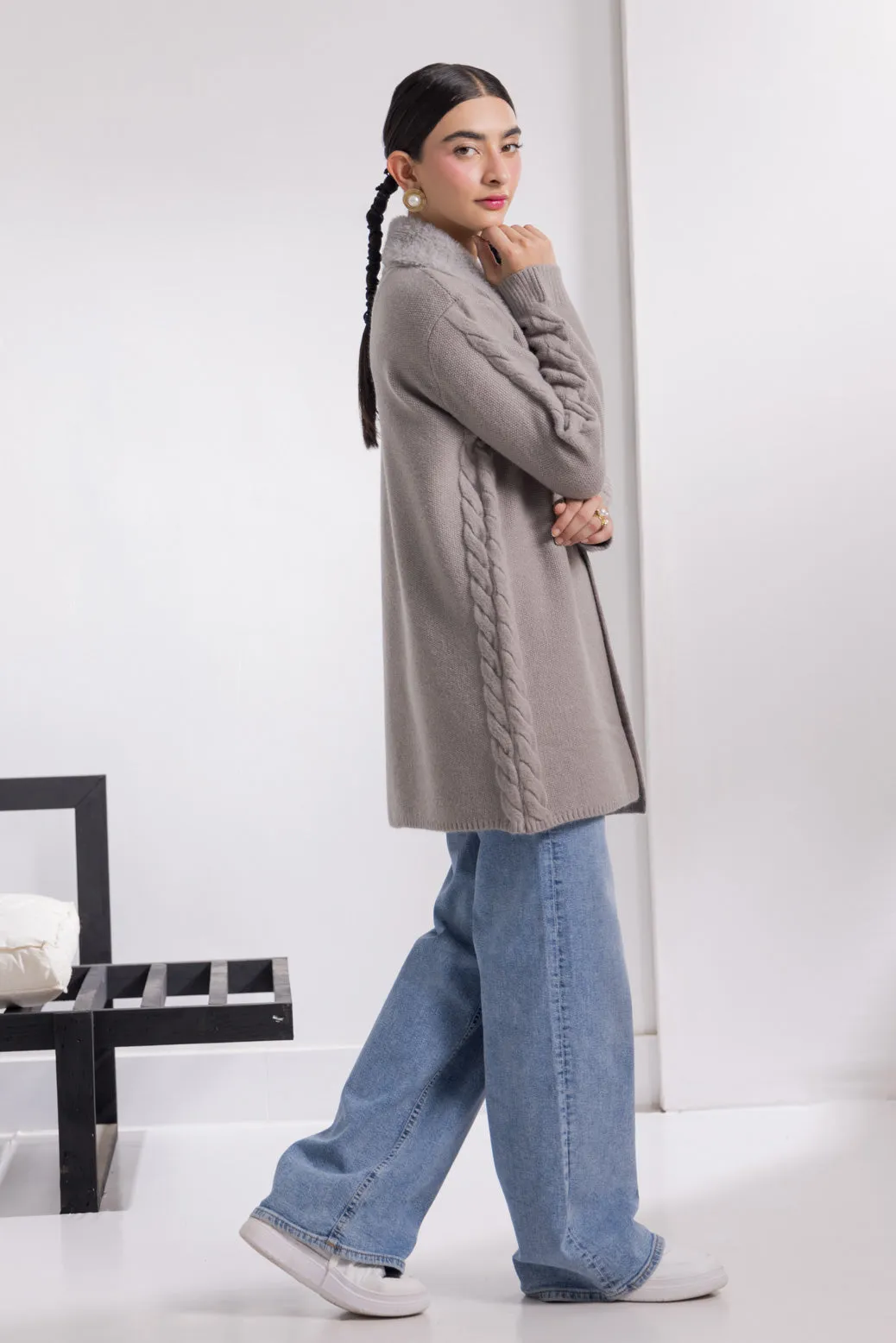 GREY COAT COLLAR FULL SLEEVES CARDIGAN SWEATER (24X-075-66)