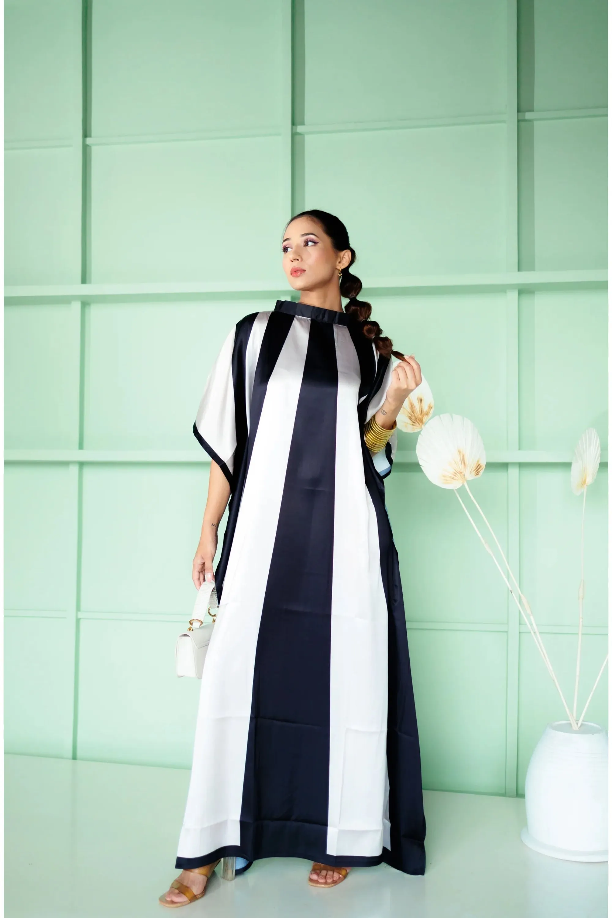 Monochrome B&W Kaftan