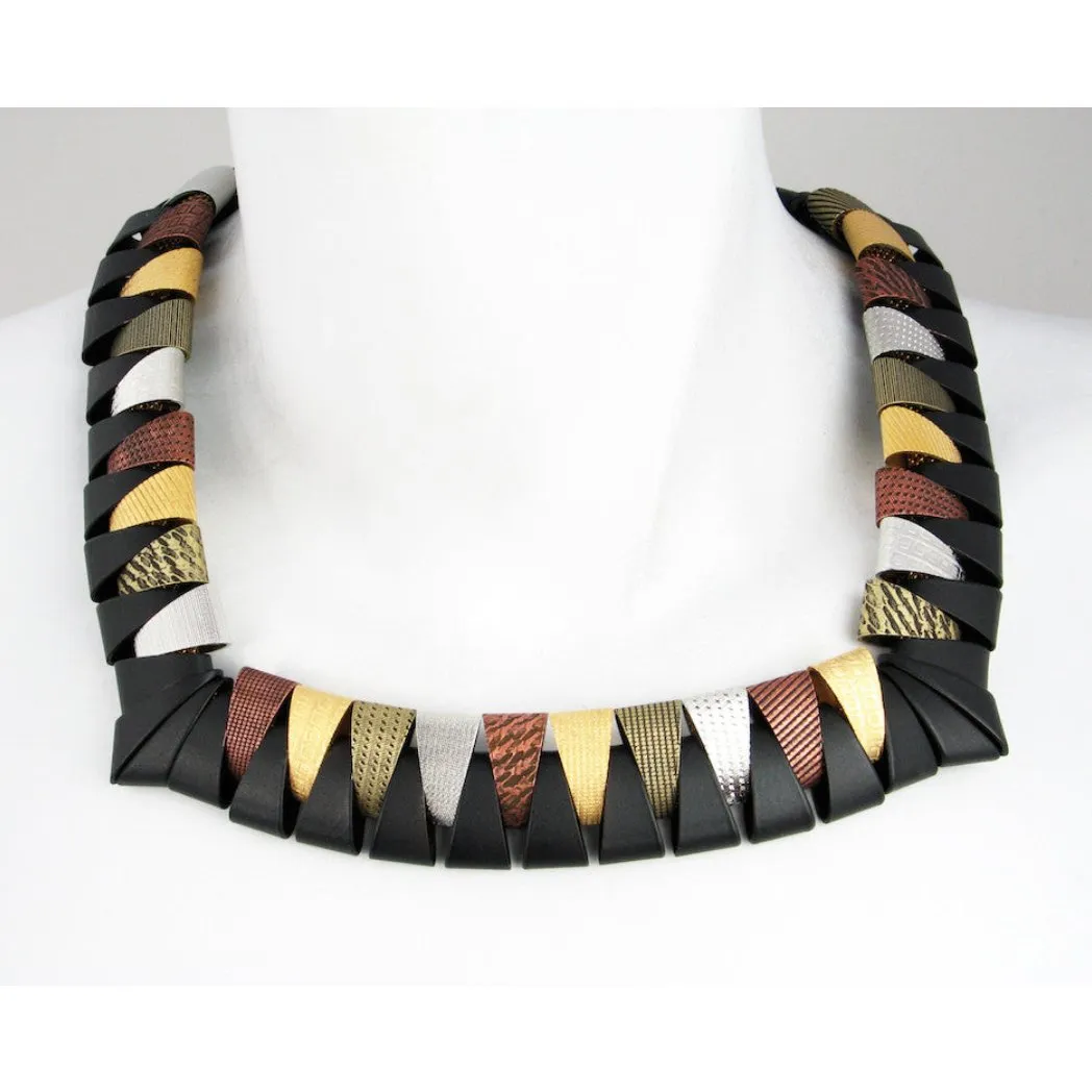 Multi Tone Square Collar